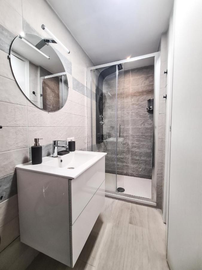 Partenope Dorata Apartment *