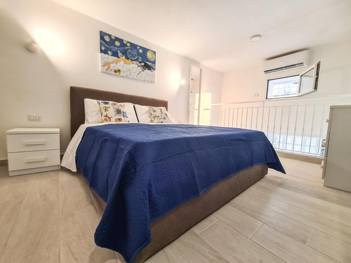 Partenope Dorata Apartment Naples